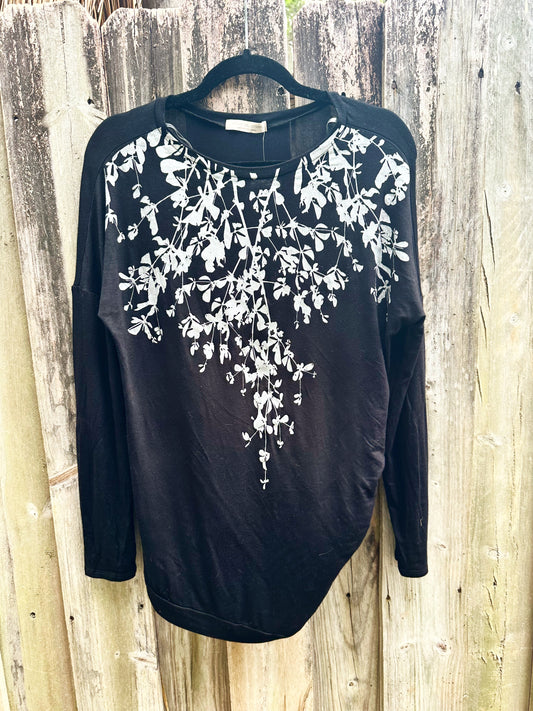 Leafy Long Sleeve Button Top