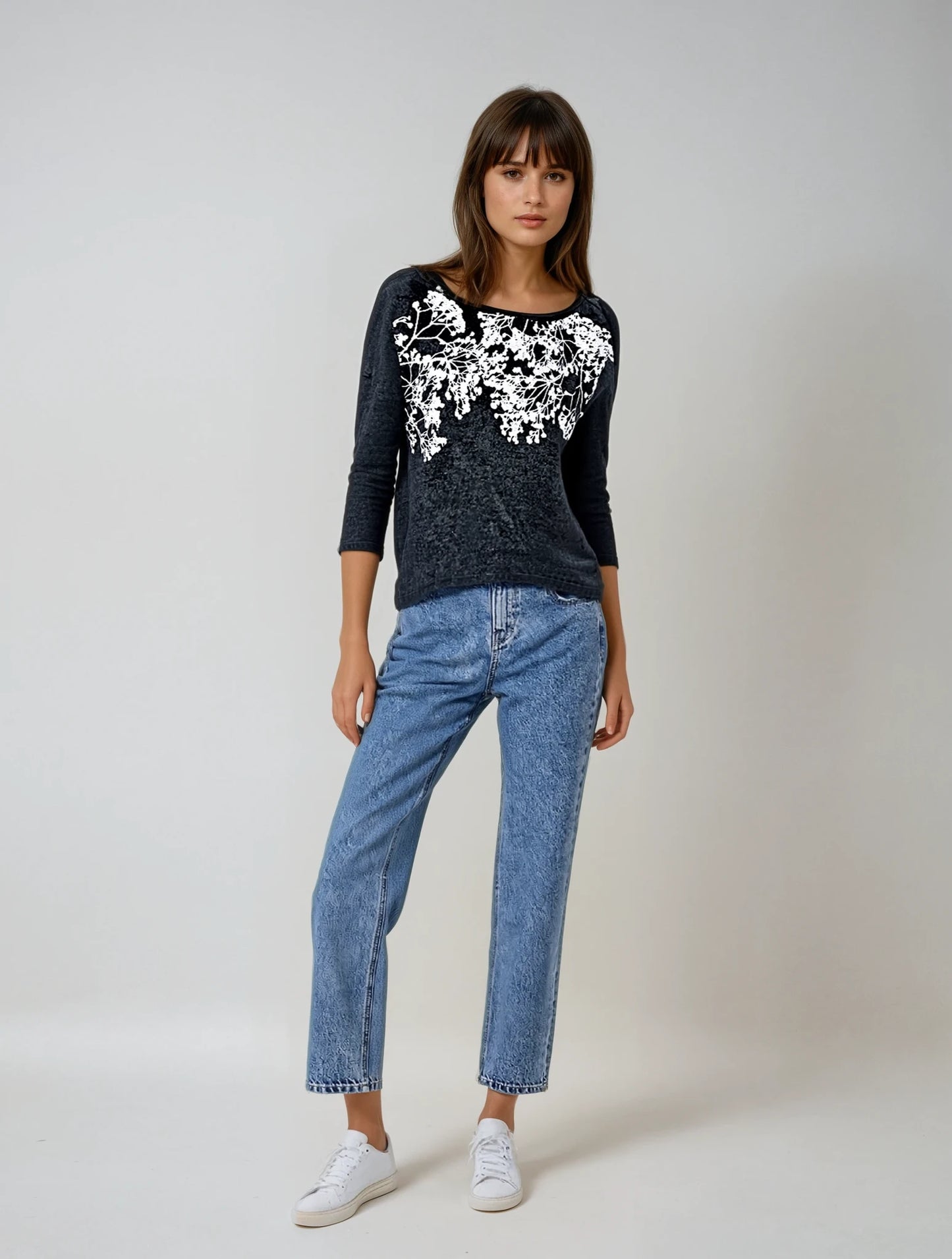 Veil of flowers fleece basic sweater ultra vegan cashmere