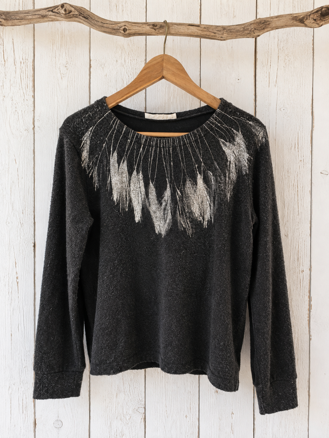 Feather Collar : Cashmere Fleece Sweater-Lux