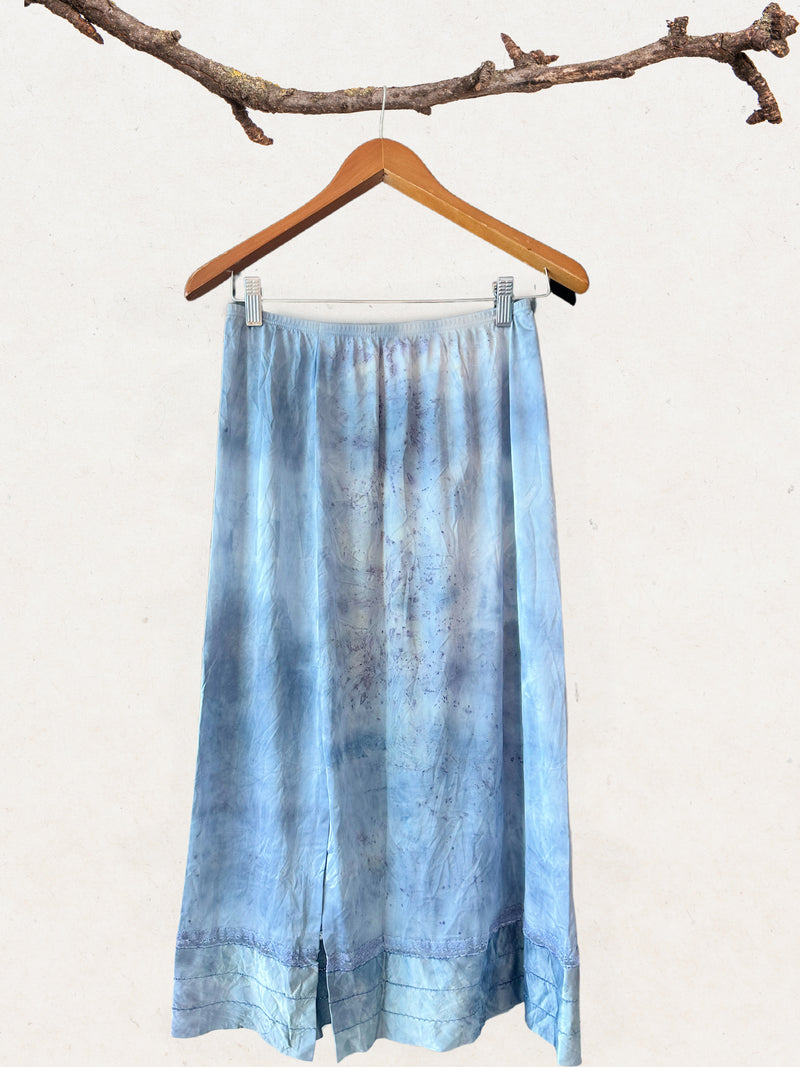 Vintage Flower Dye Skirt: Rose Petal Blue