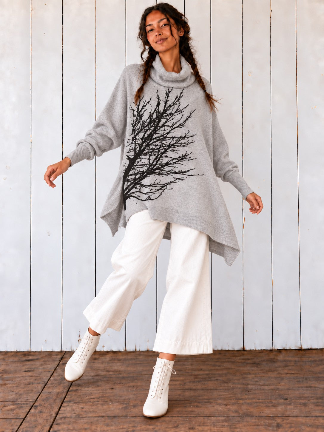 Light Gray Sideways Tree Poncho on the Avalove model