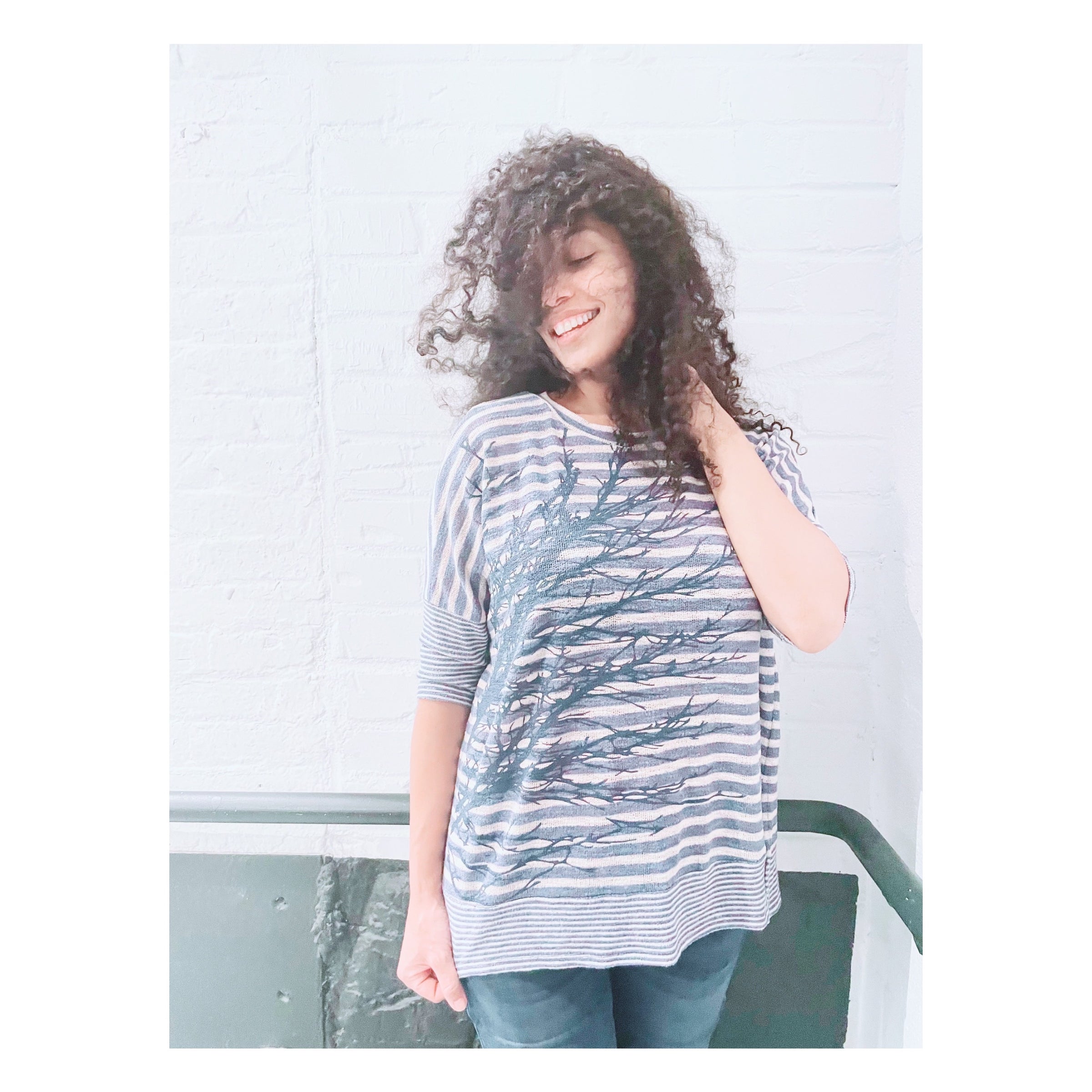 Stripey Sideways Tree Lightweight Knit 3/4 Sleeve Top