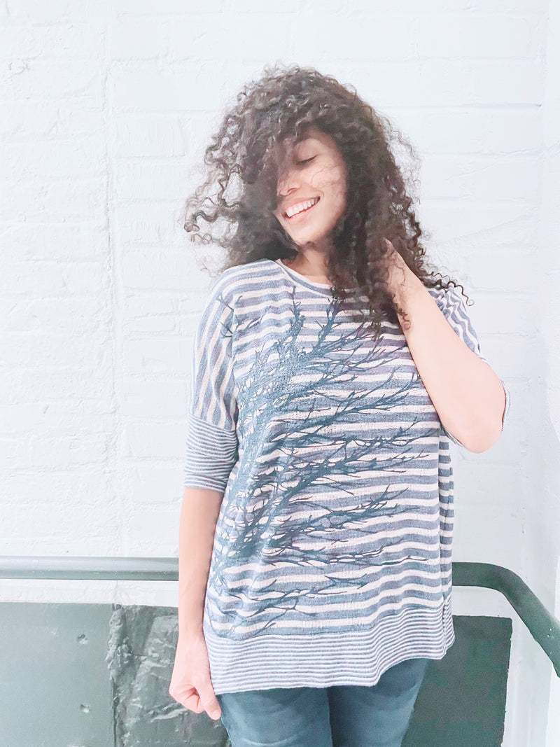 Stripey Sideways Tree Lightweight Knit 3/4 Sleeve Top